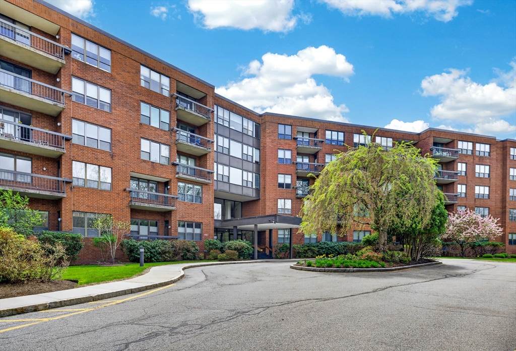 210 Nahanton - Photo 1