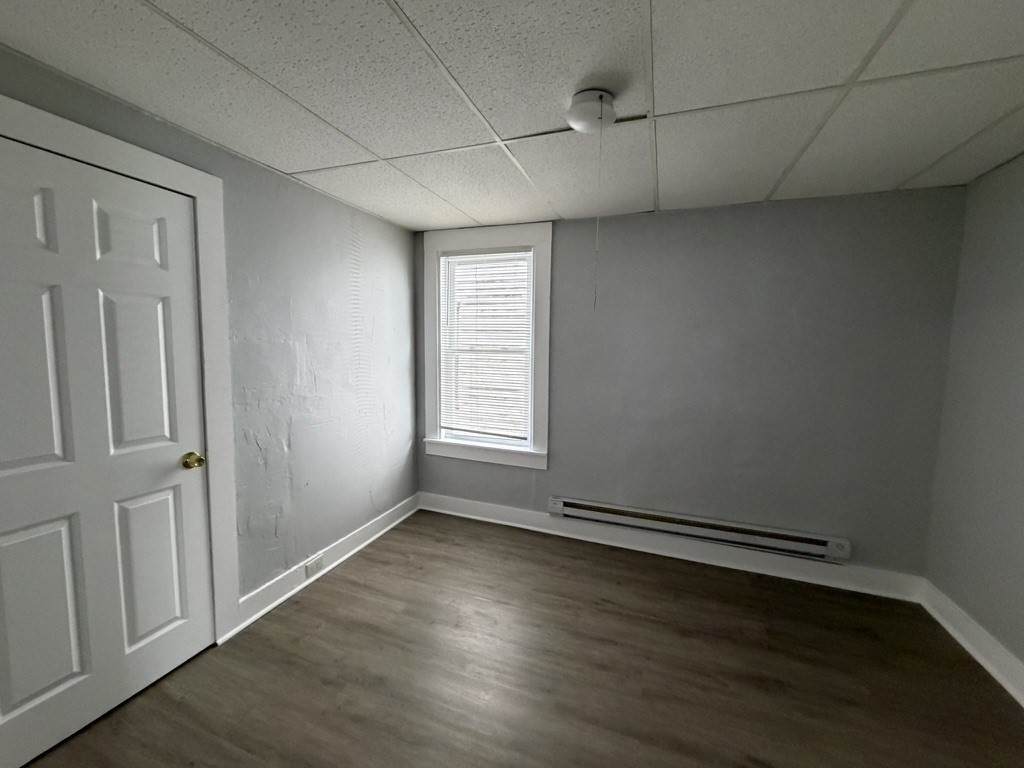 https://bt-photos.global.ssl.fastly.net/mlspin/orig_boomver_1_73517212_2.jpg