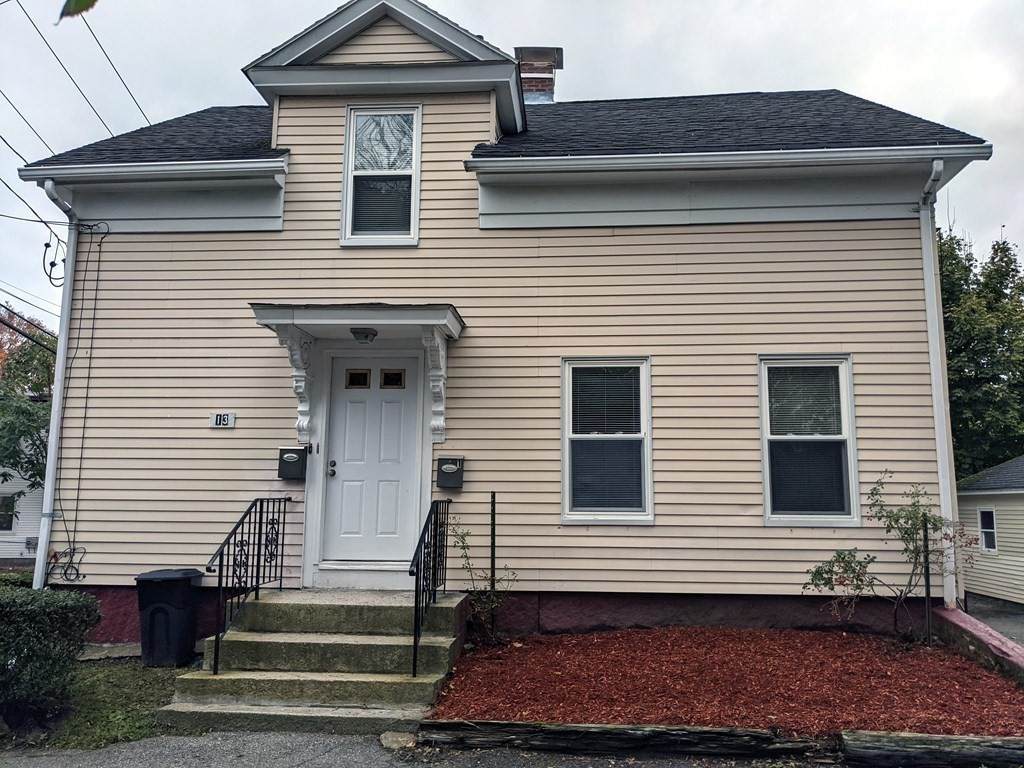 13 Spring St - Photo 1