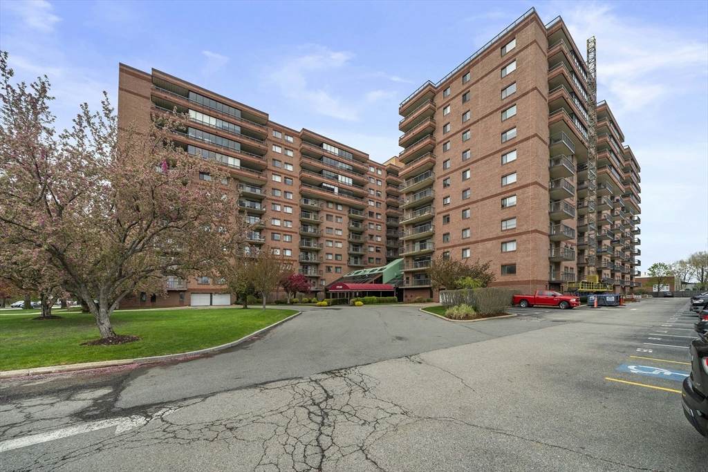 3920 Mystic Valley Parkway Uni - Photo 1