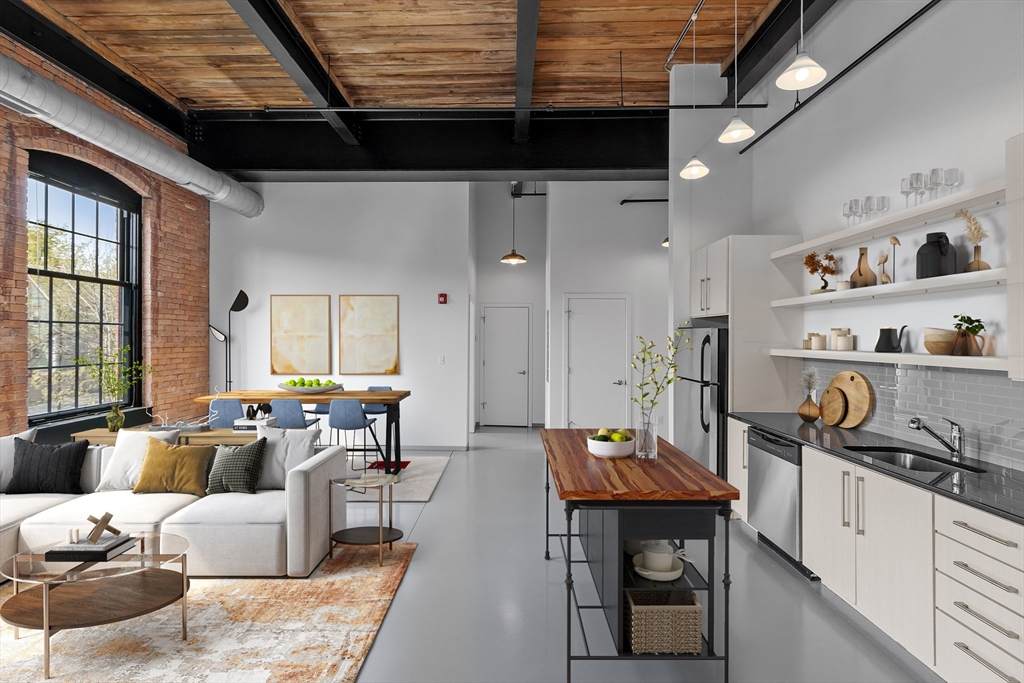 160 Water St - Photo 1