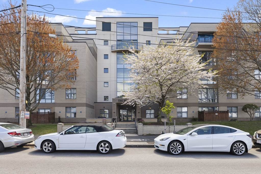 170 Gore St - Photo 1