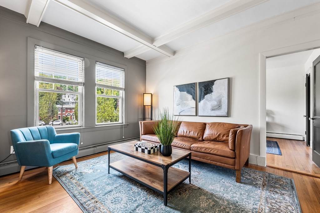 1738 Commonwealth Ave - Photo 1