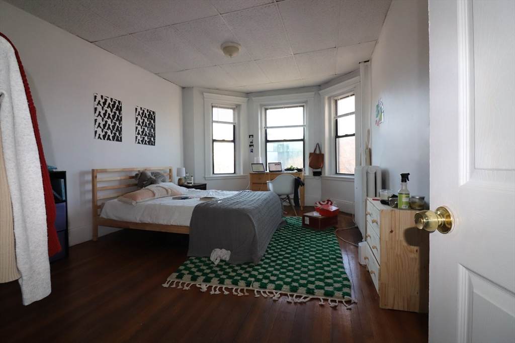 238 Hemenway Street - Photo 1