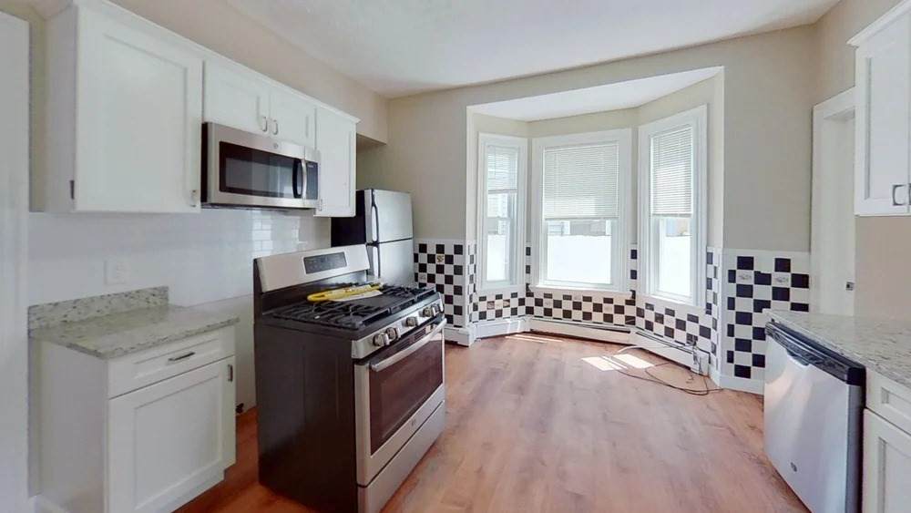 121 George St. - Photo 1