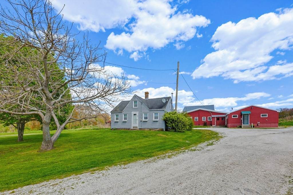 272 Pine Hill Rd - Photo 1