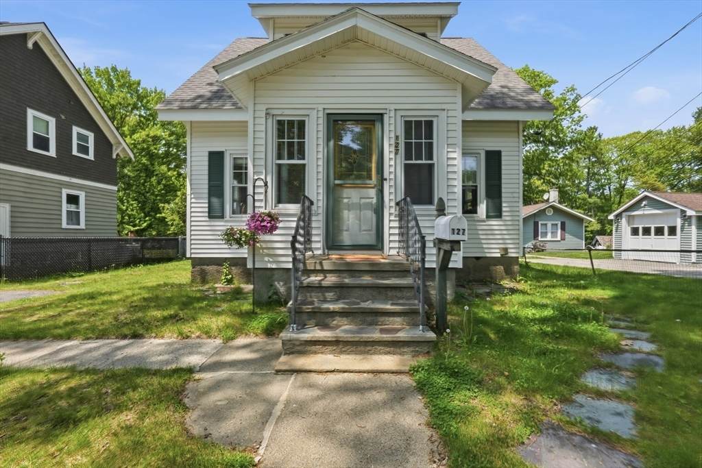 127 Glendale St - Photo 1