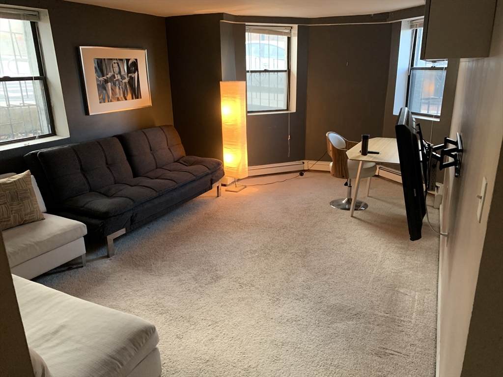 1486 Commonwealth Ave - Photo 1