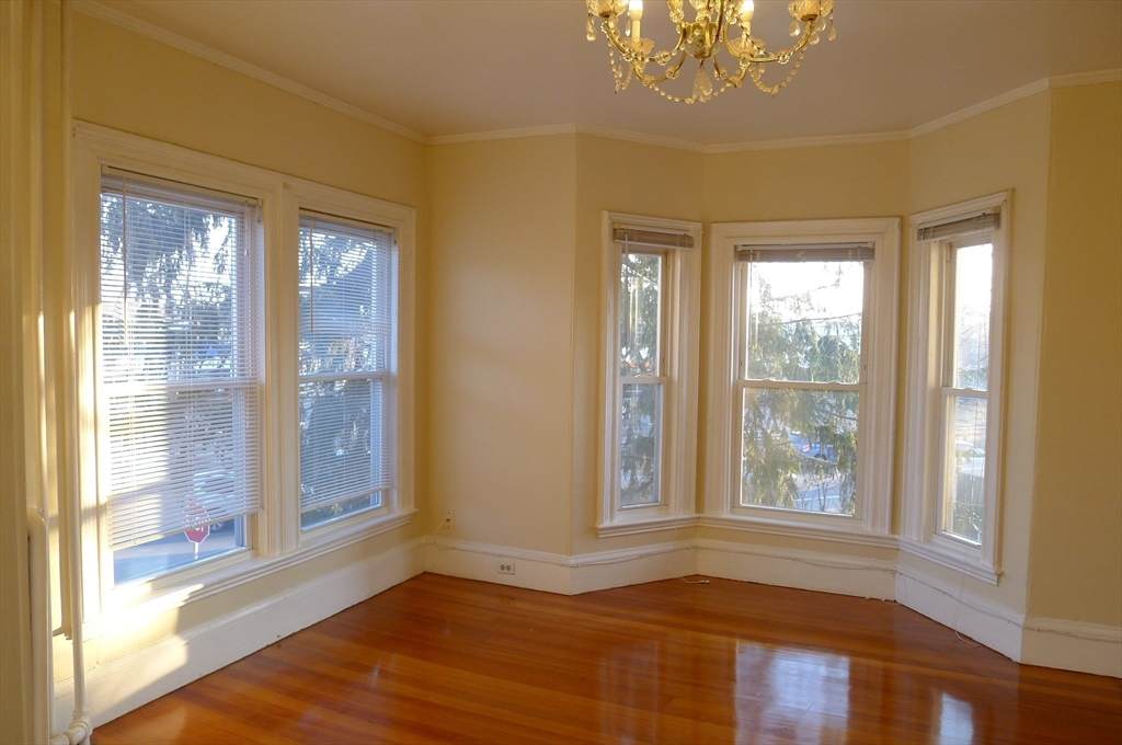 77 Hartford St - Photo 1