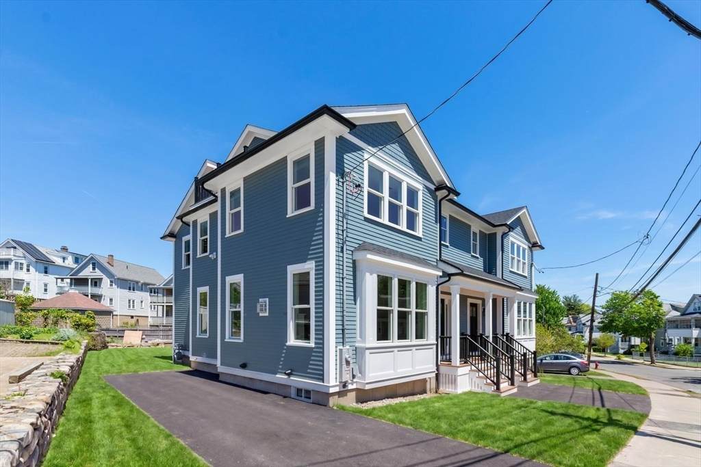 45 Maplewood - Photo 1