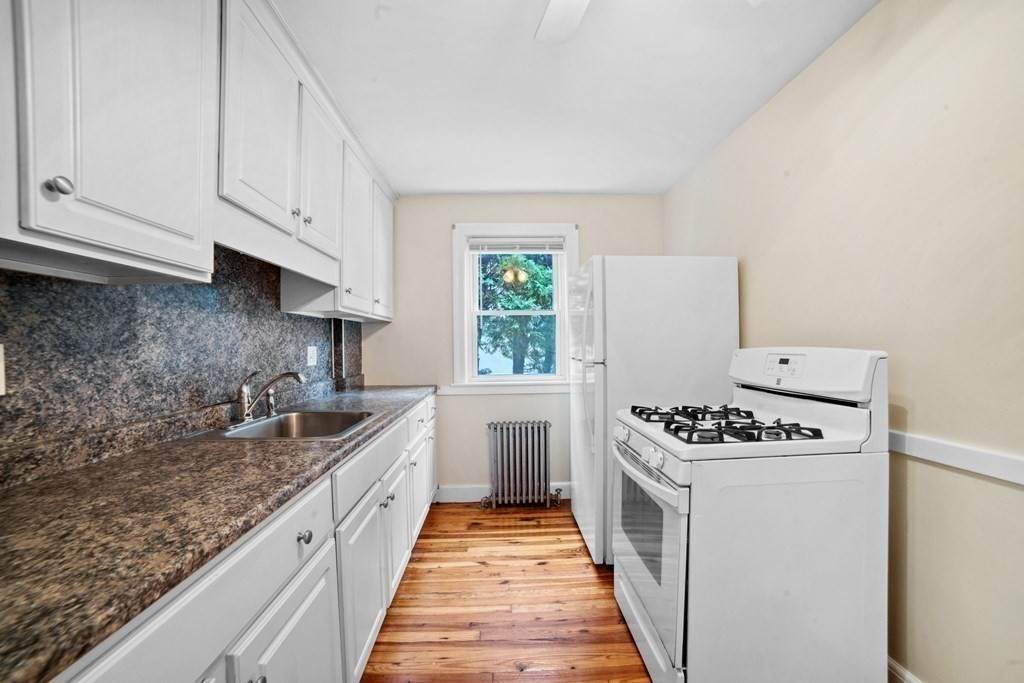 431 Adams Street - Photo 1