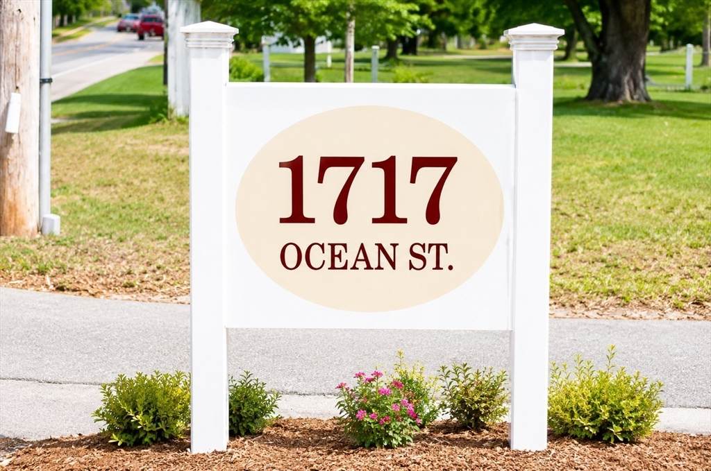 1717 Ocean St - Photo 1