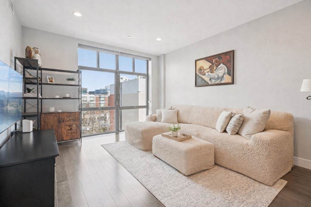 150 Dorchester Ave South Boston - Photo 1