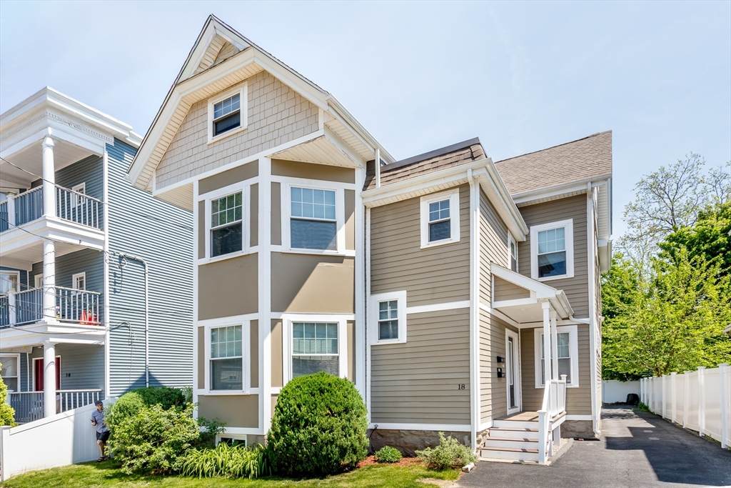 18 Kittredge St - Photo 1