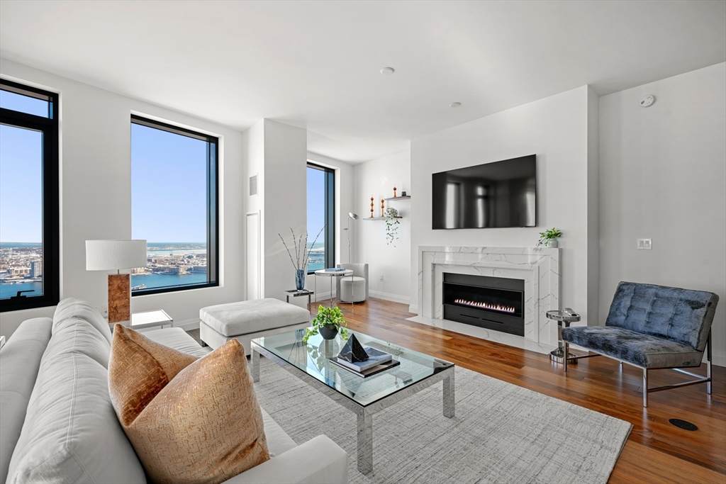 110 Sudbury Street - Photo 1