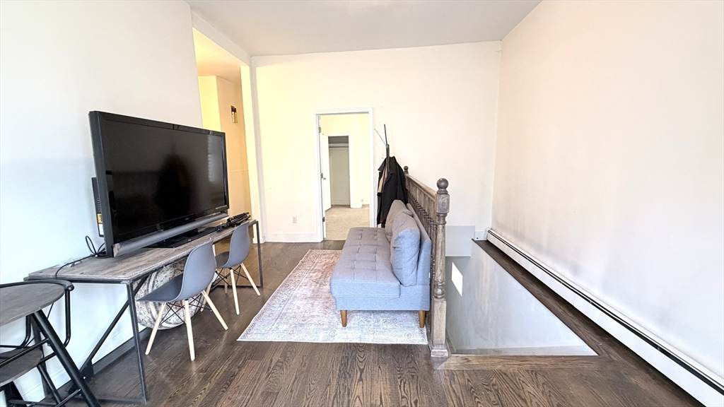 11 Seckel St - Photo 1