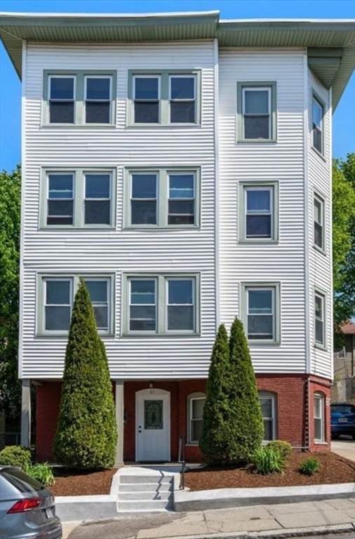 31 Chrome Street - Photo 1