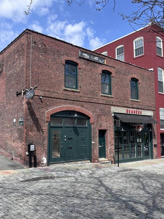 77 North Water Street - Photo 1