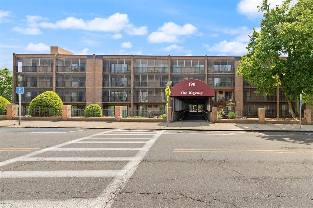 190 High St - Photo 1