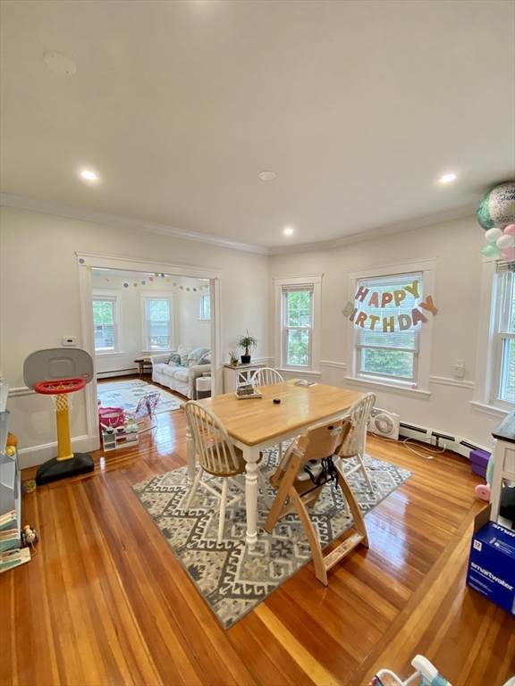 126 Winsor Ave - Photo 1