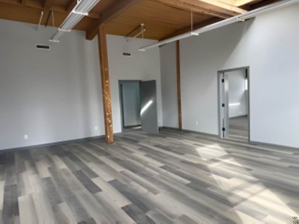 60 Pine St - Photo 1