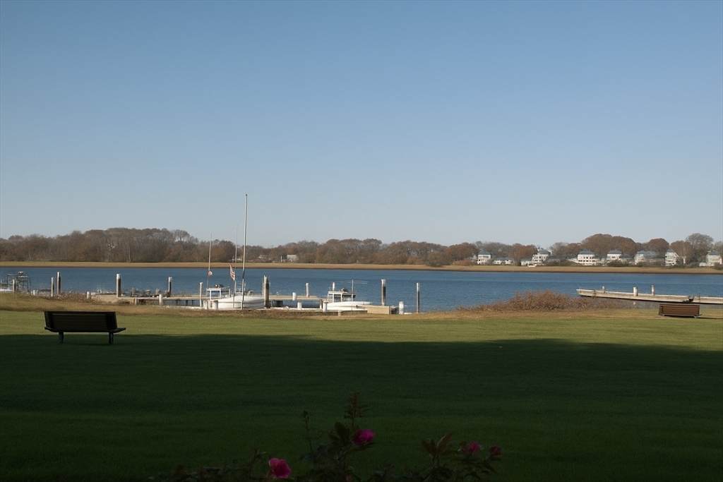 200 Cove Way - Photo 1