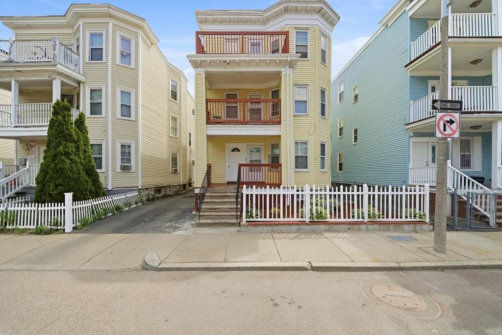 38 Wentworth - Photo 1