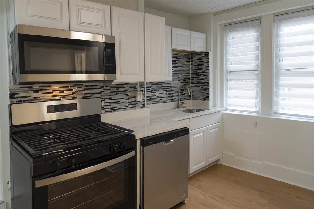 144 Salem - Photo 1