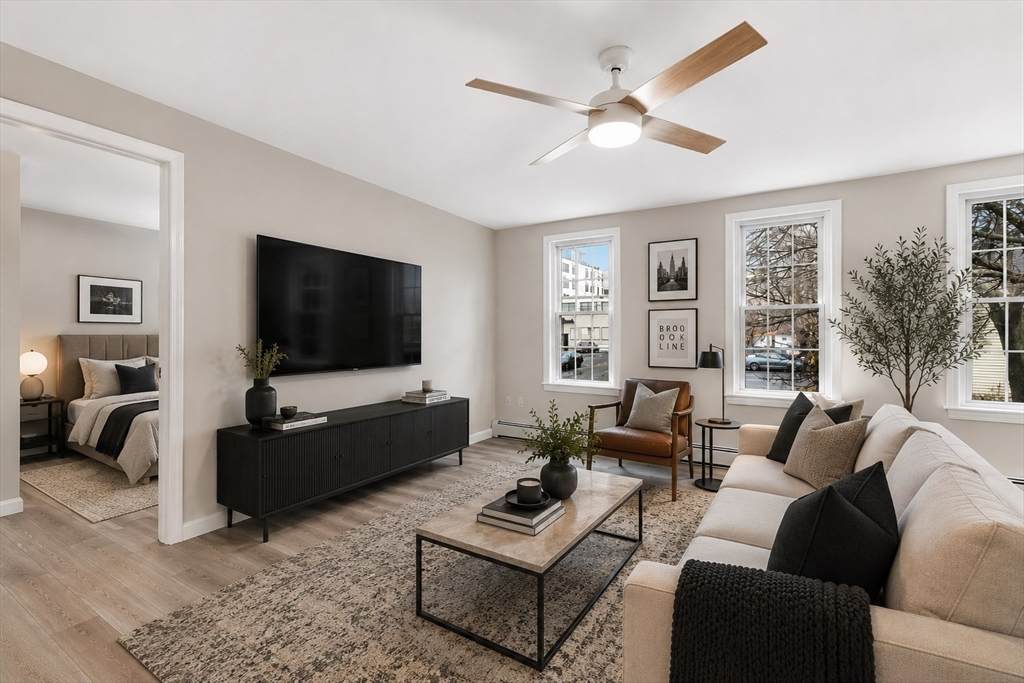 324 W Third - Photo 1