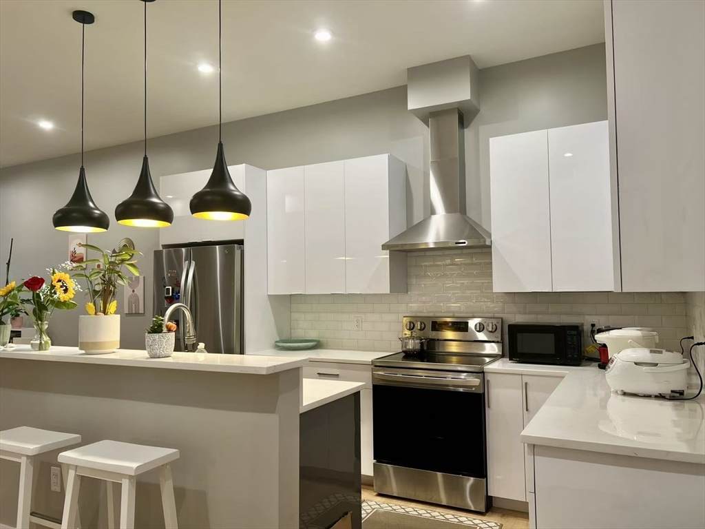 60 Cross St - Photo 1
