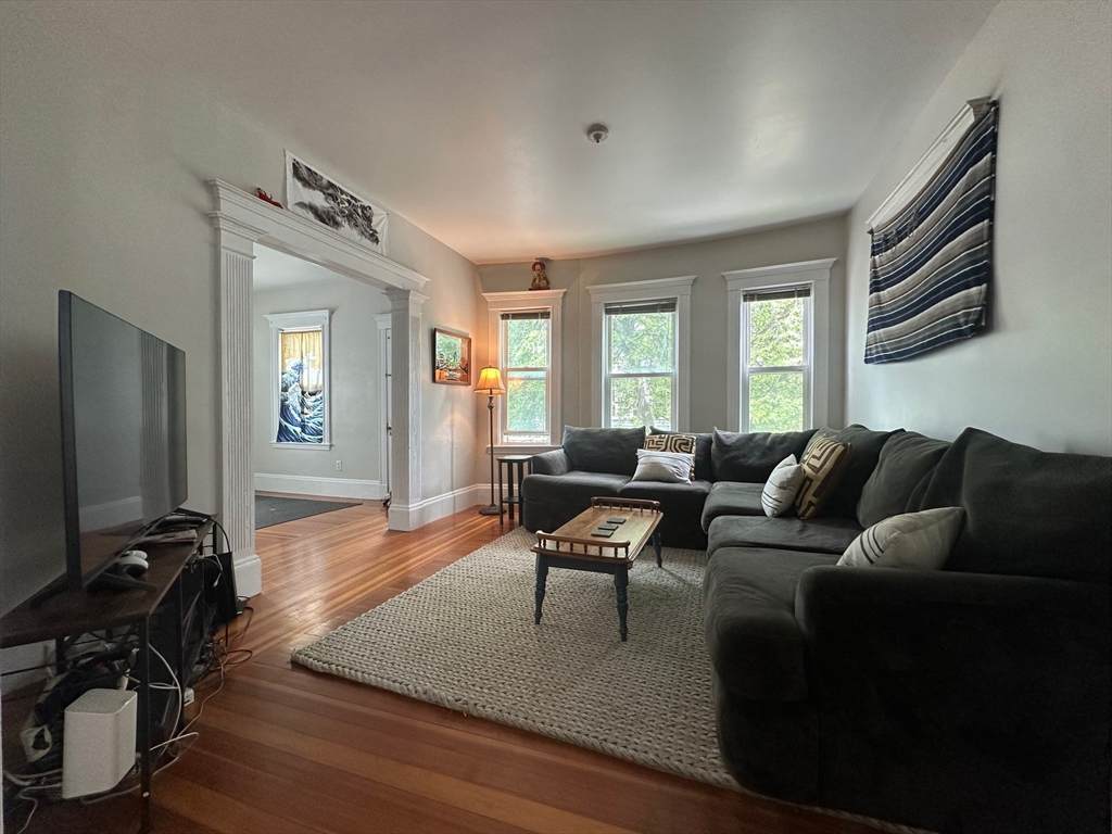 62 Bromfield - Photo 1