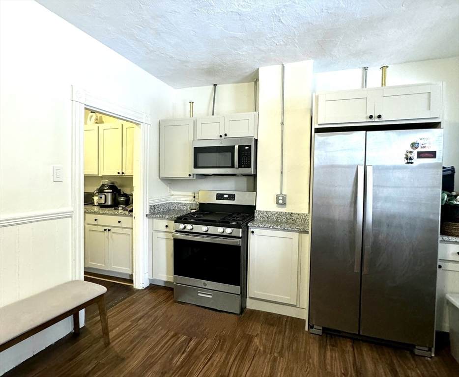 868 Huntington Ave - Photo 1