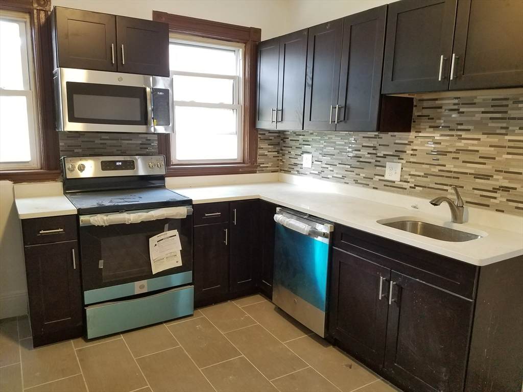 98 Topliff Street - Photo 1