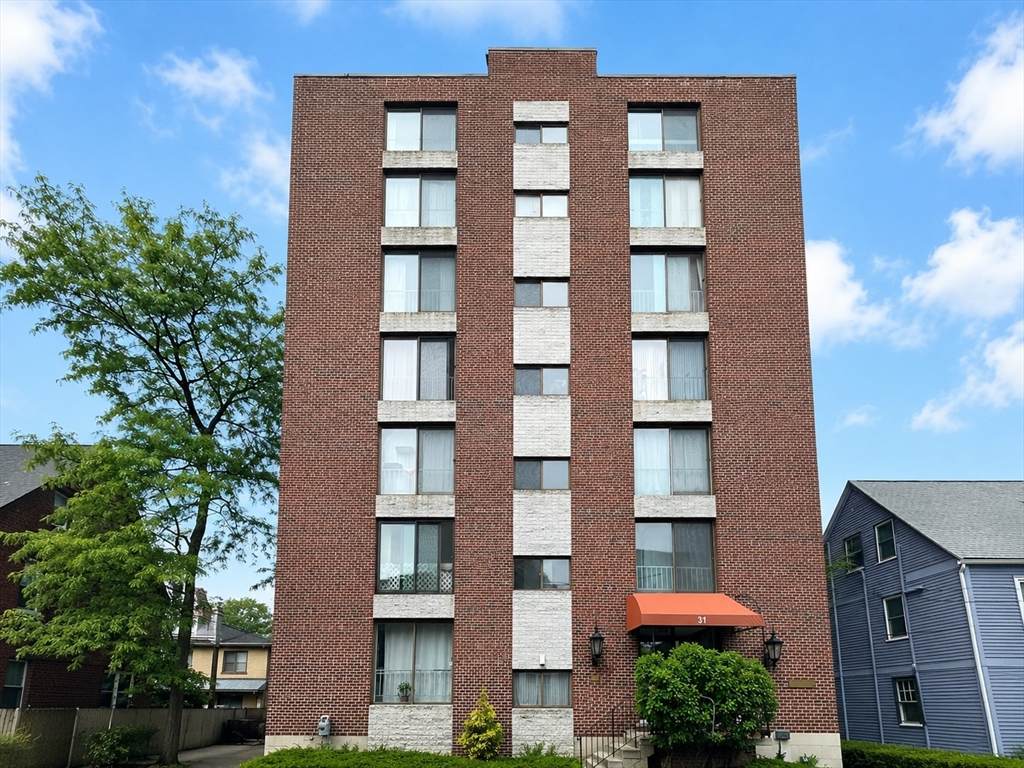 31 Harris - Photo 1