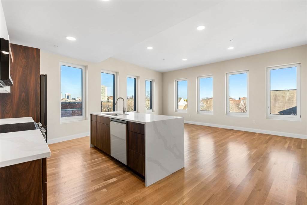 16 Taber Street - Photo 1