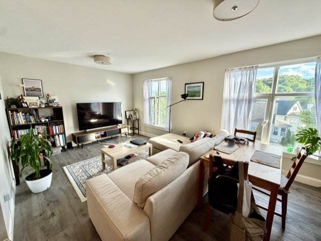 882 Mass Ave - Photo 1