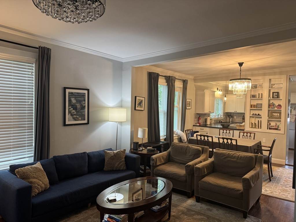 93 Foster - Photo 1