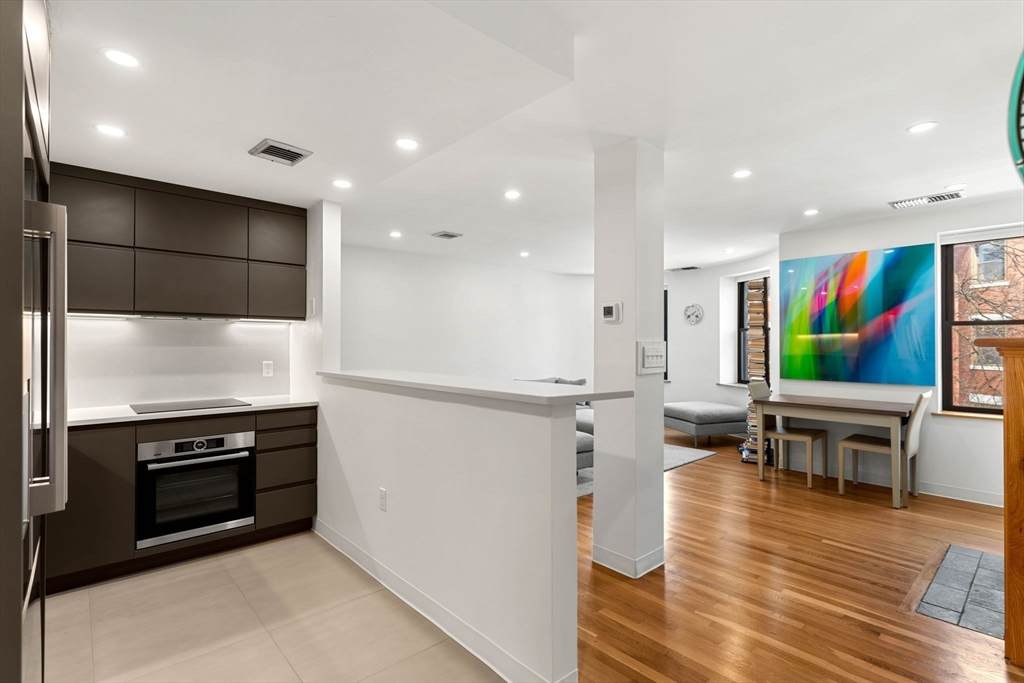 84 Gainsborough St - Photo 1