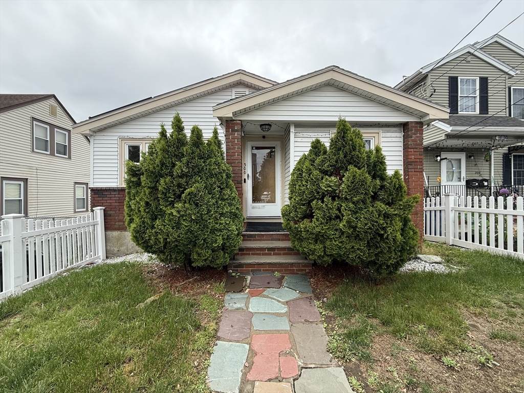 300 Mountain Ave - Photo 1