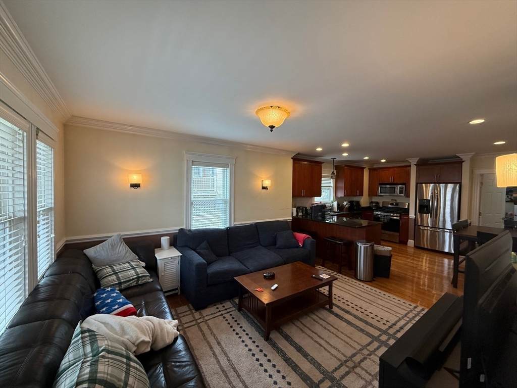 72 Bennett Street - Photo 1