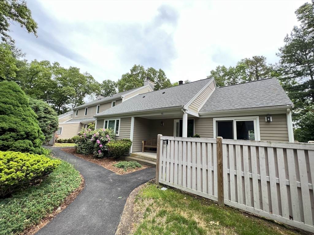 92 Fifer Ln - Photo 1
