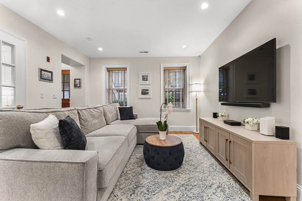 23 Worcester St - Photo 1