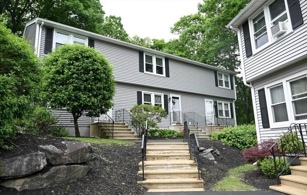 270 Sunderland Rd - Photo 1