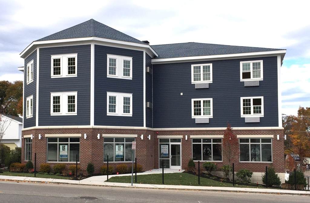 225 West Squantum - Photo 1