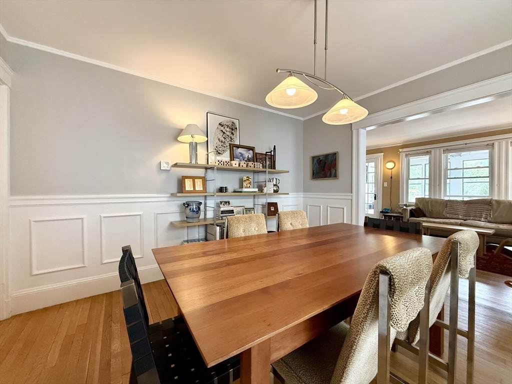 519 Belmont St - Photo 1