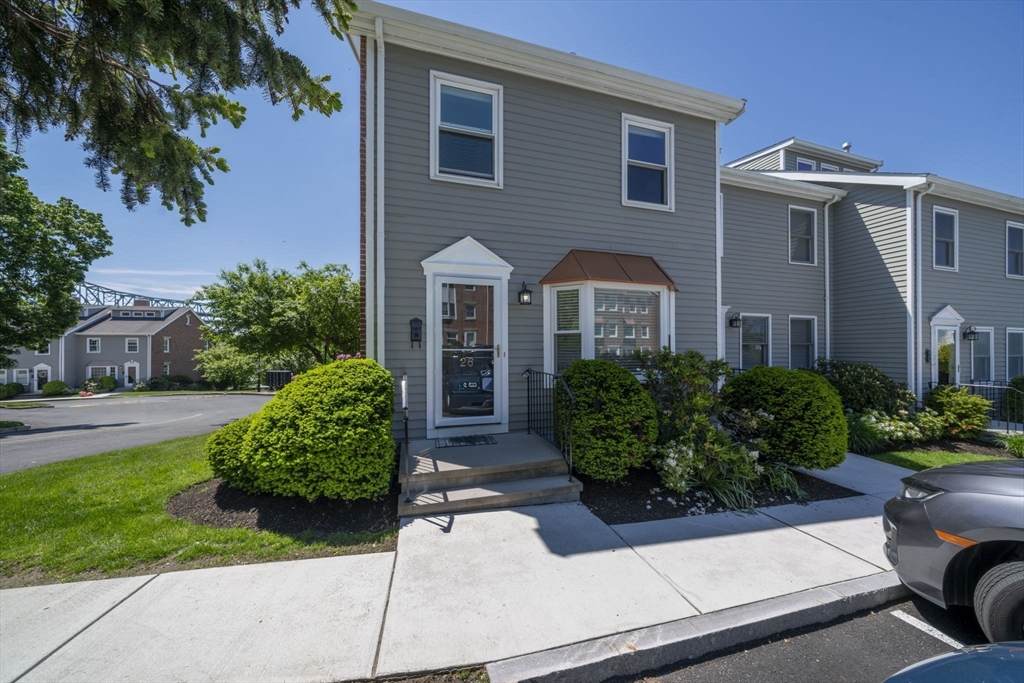 26 Breakwater Dr - Photo 1