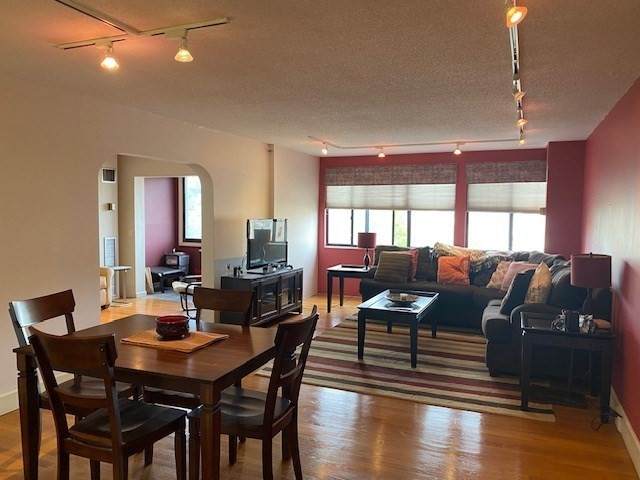 1731 Beacon Street - Photo 1