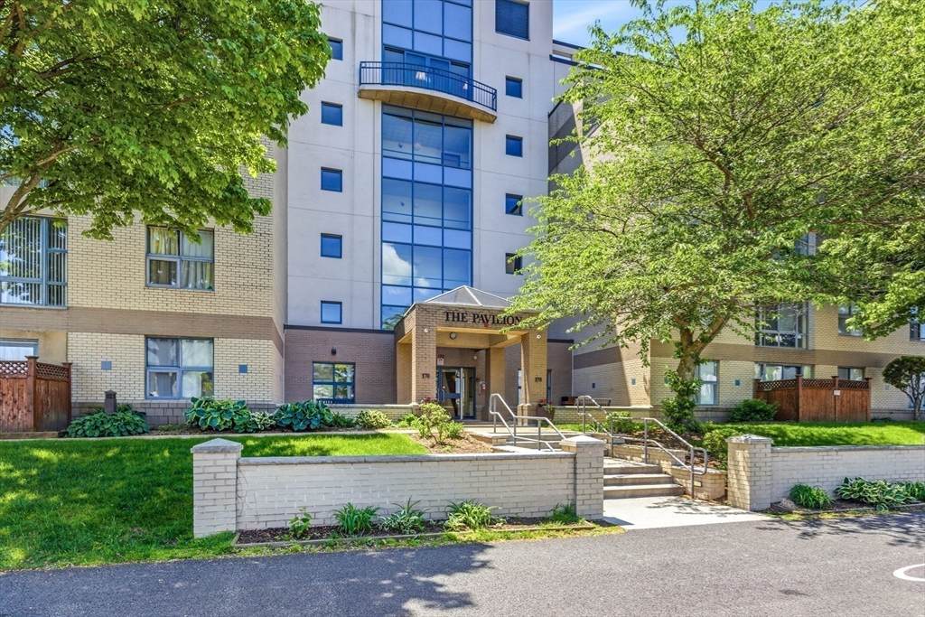 170 Gore St. - Photo 1