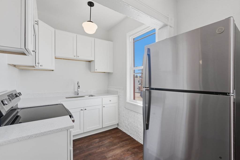 105 High St - Photo 1