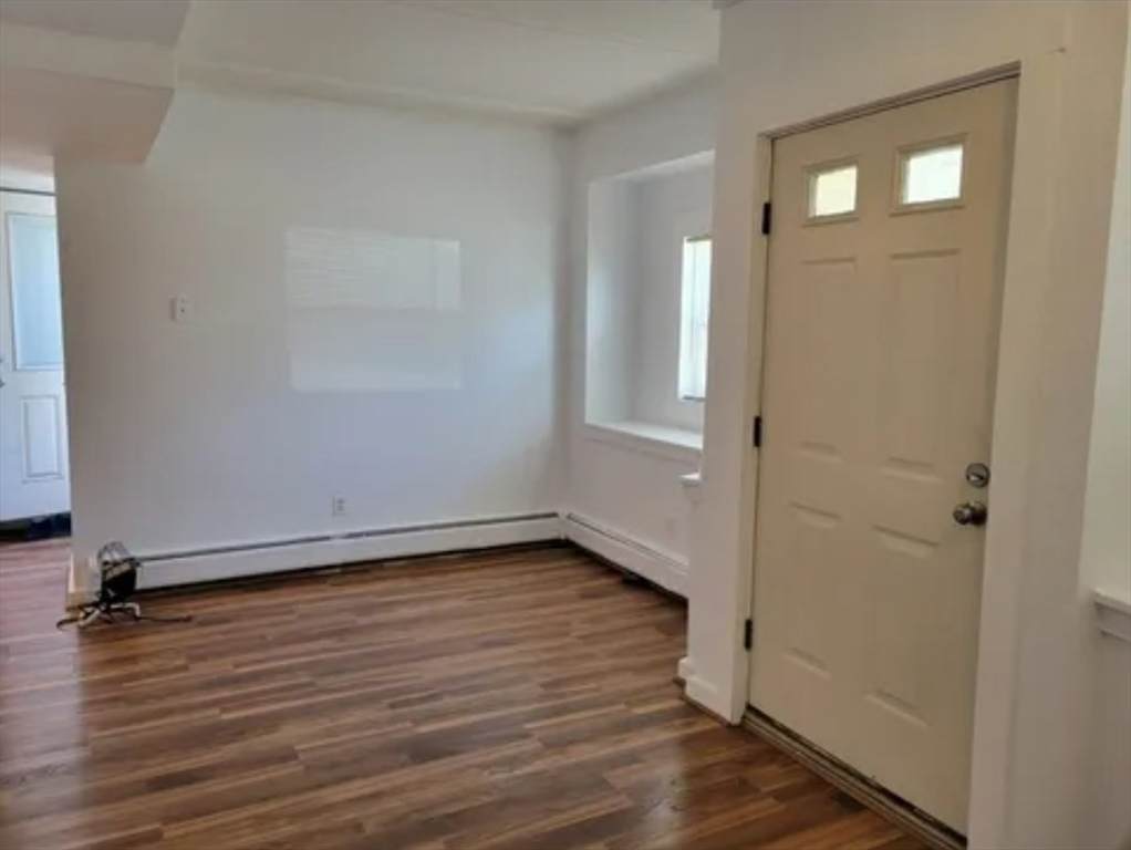 52 Central - Photo 1